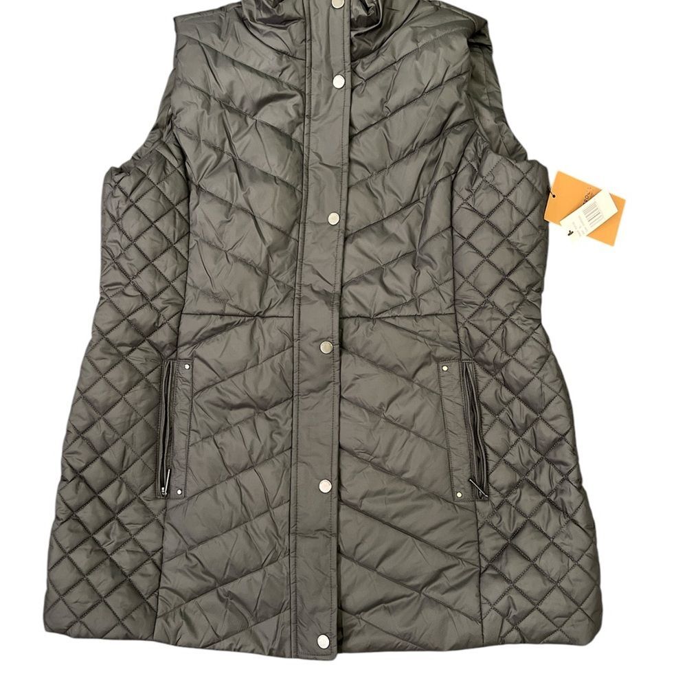 NEW! Women's Quilted Sleeveless Gray Grey Vest - Size Small - New With Tags